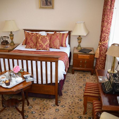 Bush Hotel County Leitrim Exterior foto